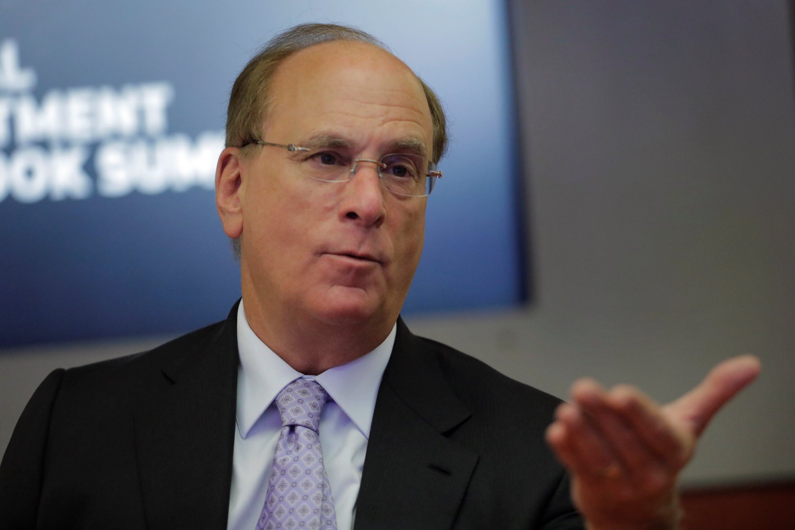 BlackRock’s $10 Trillion CEO Larry Fink Admits Past Bitcoin Skepticism, Now A Major Believer – Details