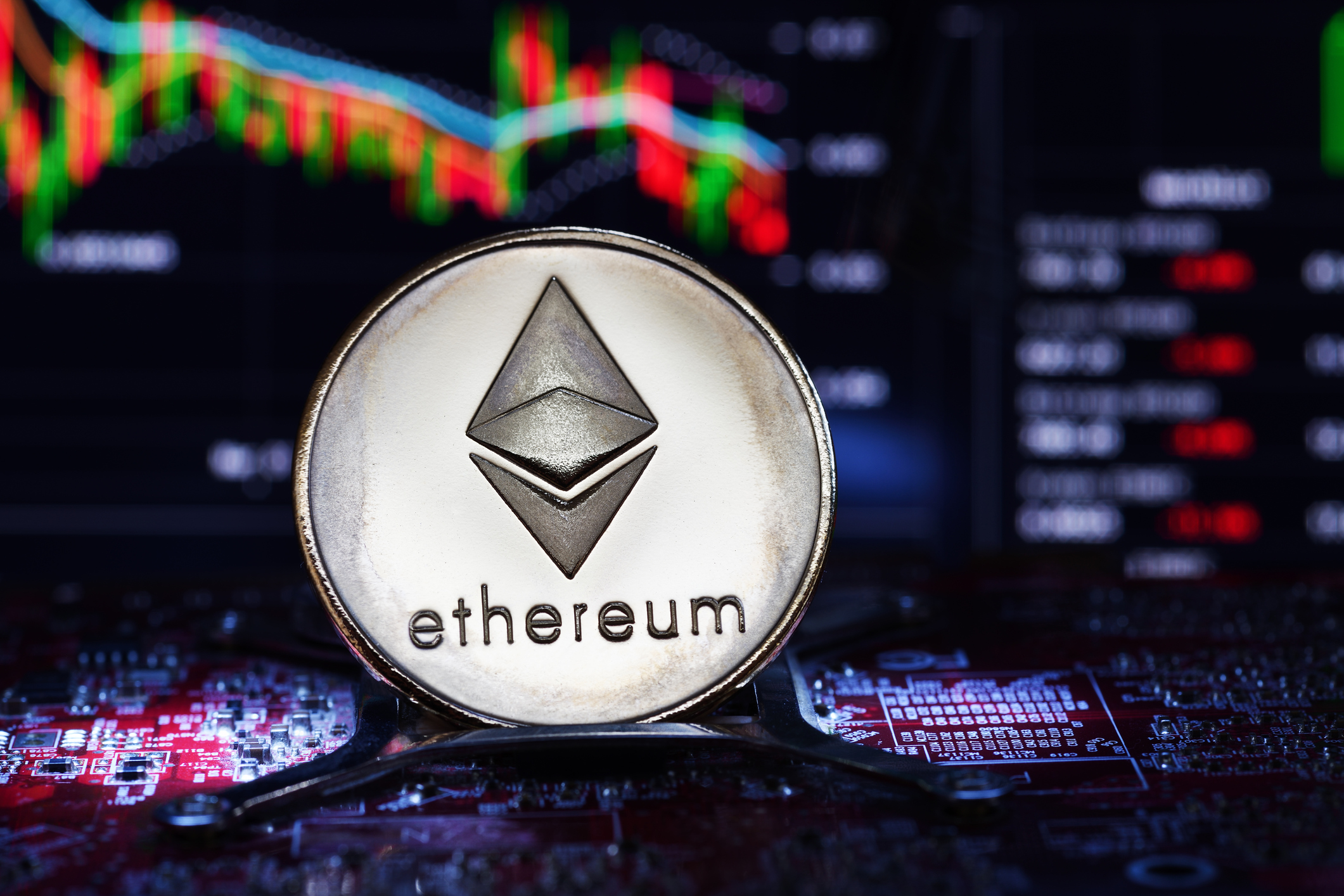 Grayscale ETH ETF Outflows Hit $2 Billion As Ethereum Price Struggles Below $3,000